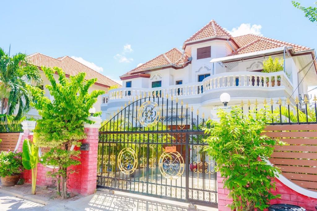 Ratana Villa - Pattaya Holiday House Walking Street 7 Bedrooms Luaran gambar